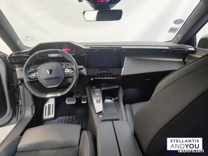 Peugeot 308 2023 photo 2