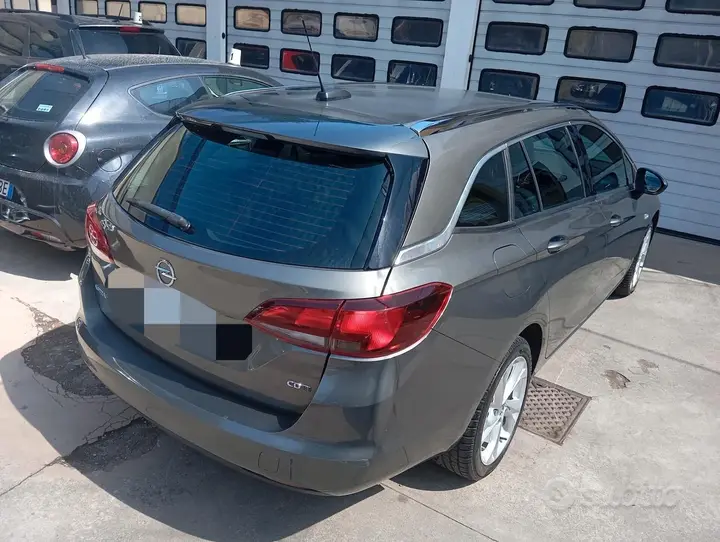 Opel Astra 2017 photo 2