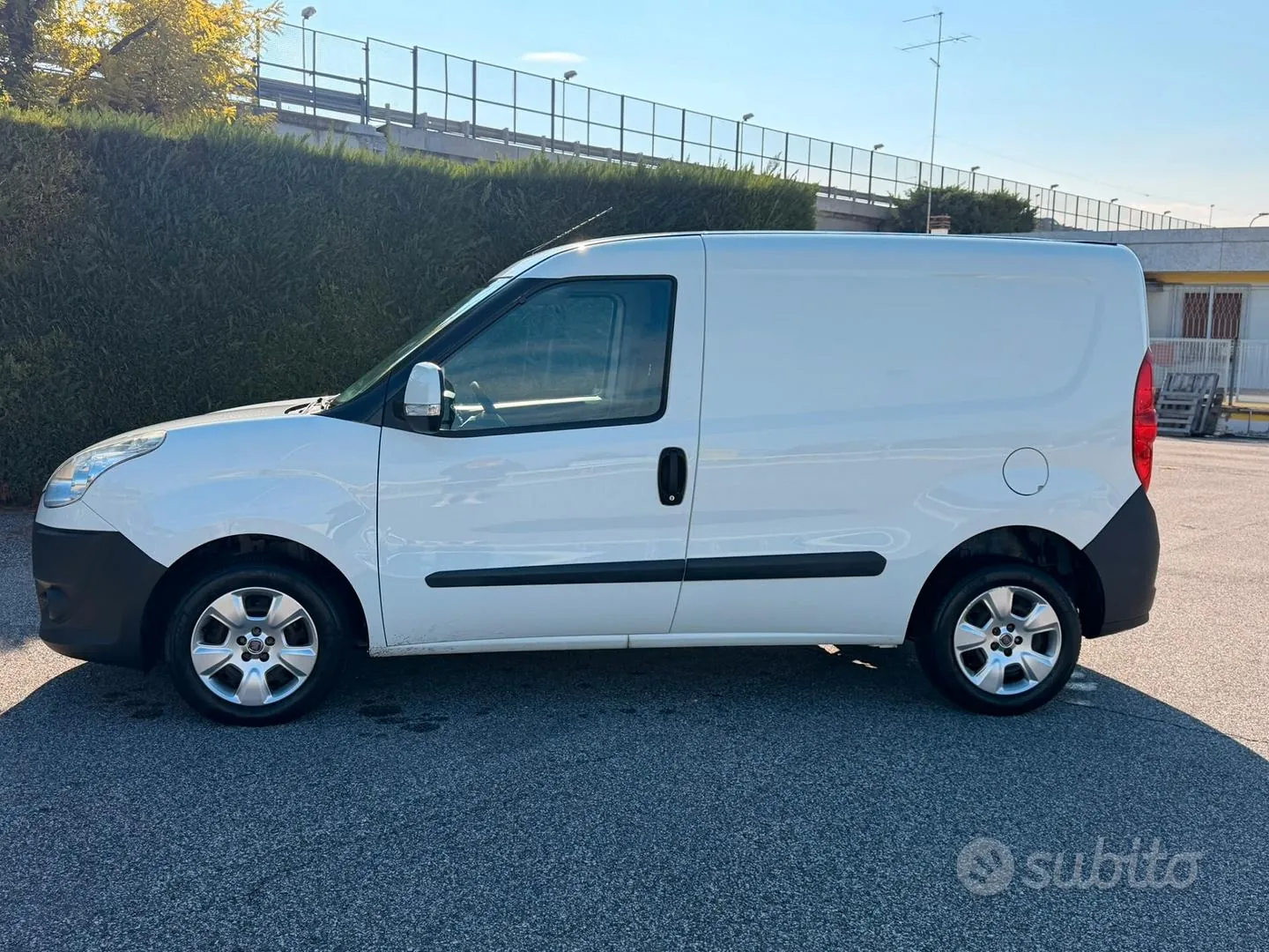 Fiat Doblo 2012 photo 3