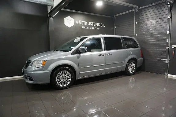 Lancia Voyager 2015 photo 3