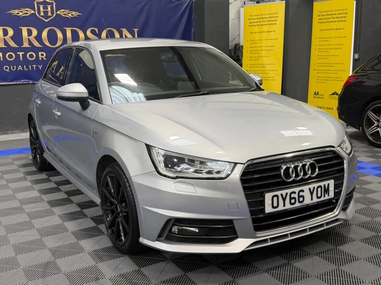 Audi A1