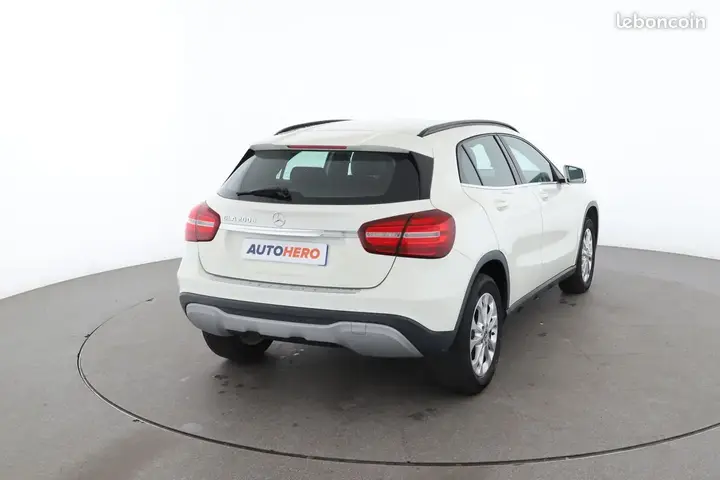Mercedes-Benz Gla 2017 photo 3