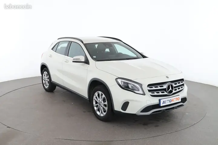 Mercedes-Benz Gla 2017 photo 4