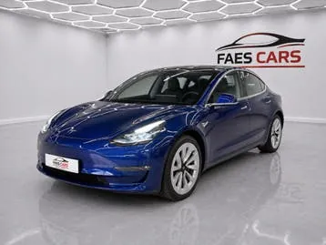 Tesla Model 3 2022 photo 2