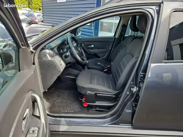 Dacia Duster 2022 photo 4
