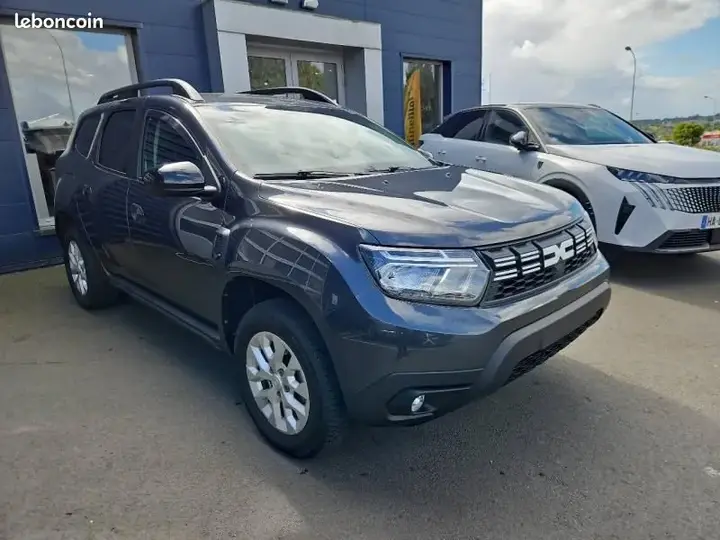 Dacia Duster 2022 photo 3