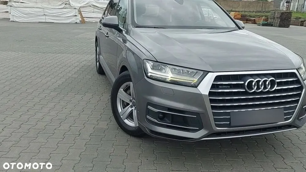 Audi Q7 2017 photo 4