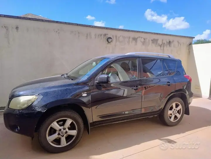 Toyota Rav4 2007 photo 2