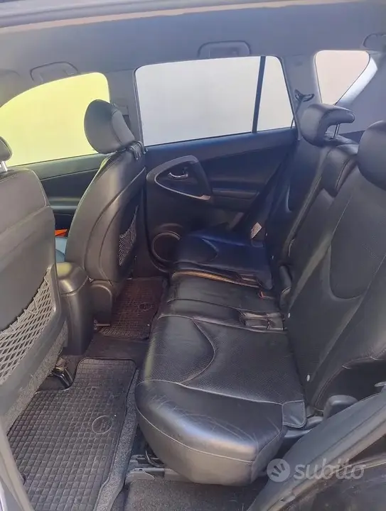 Toyota Rav4 2007 photo 5