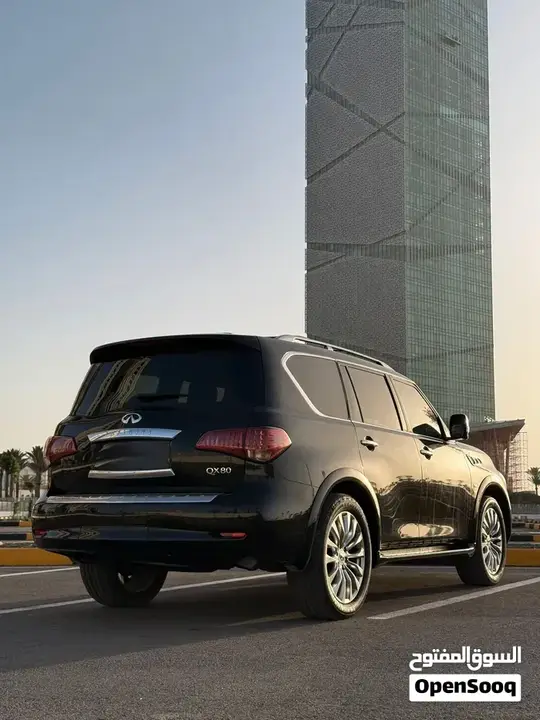 Infiniti Qx80 2016 photo 3