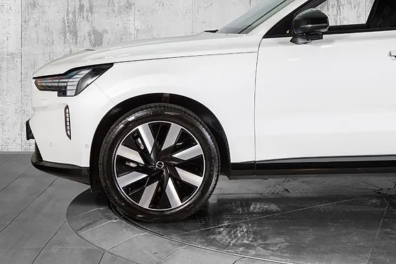 Volvo Ex90 2025 photo 5