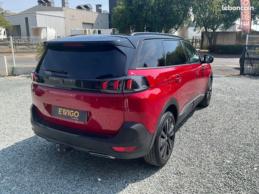 Peugeot 5008 2022 photo 2