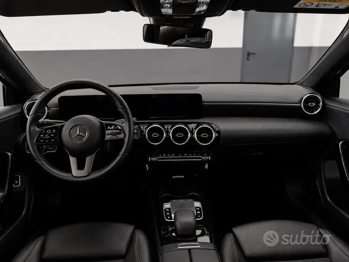 Mercedes-Benz A 180 2019 photo 3