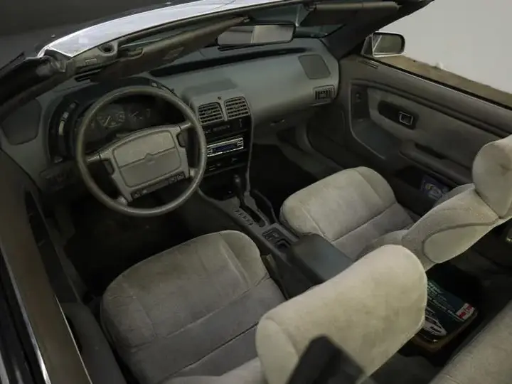 Chrysler Lebaron 1990 photo 2