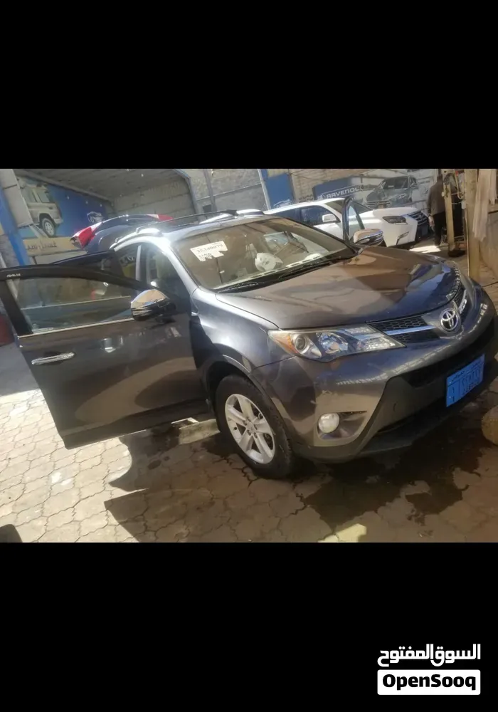 Toyota Rav4 2014 photo 2