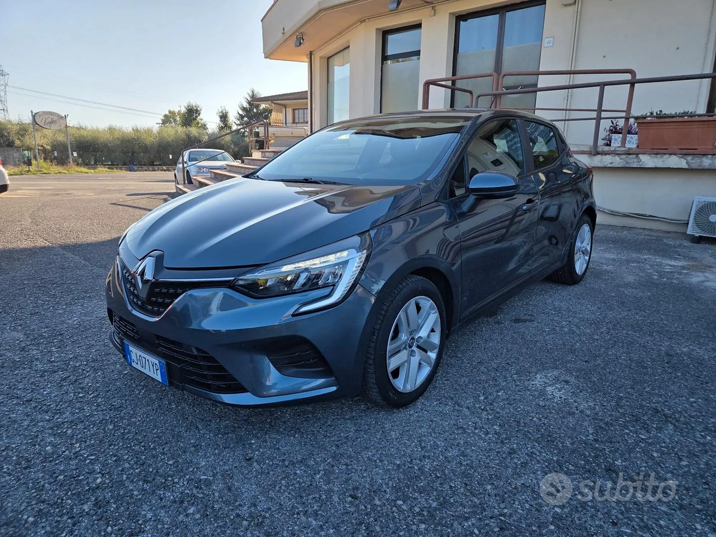 Renault Clio 2022 photo 3