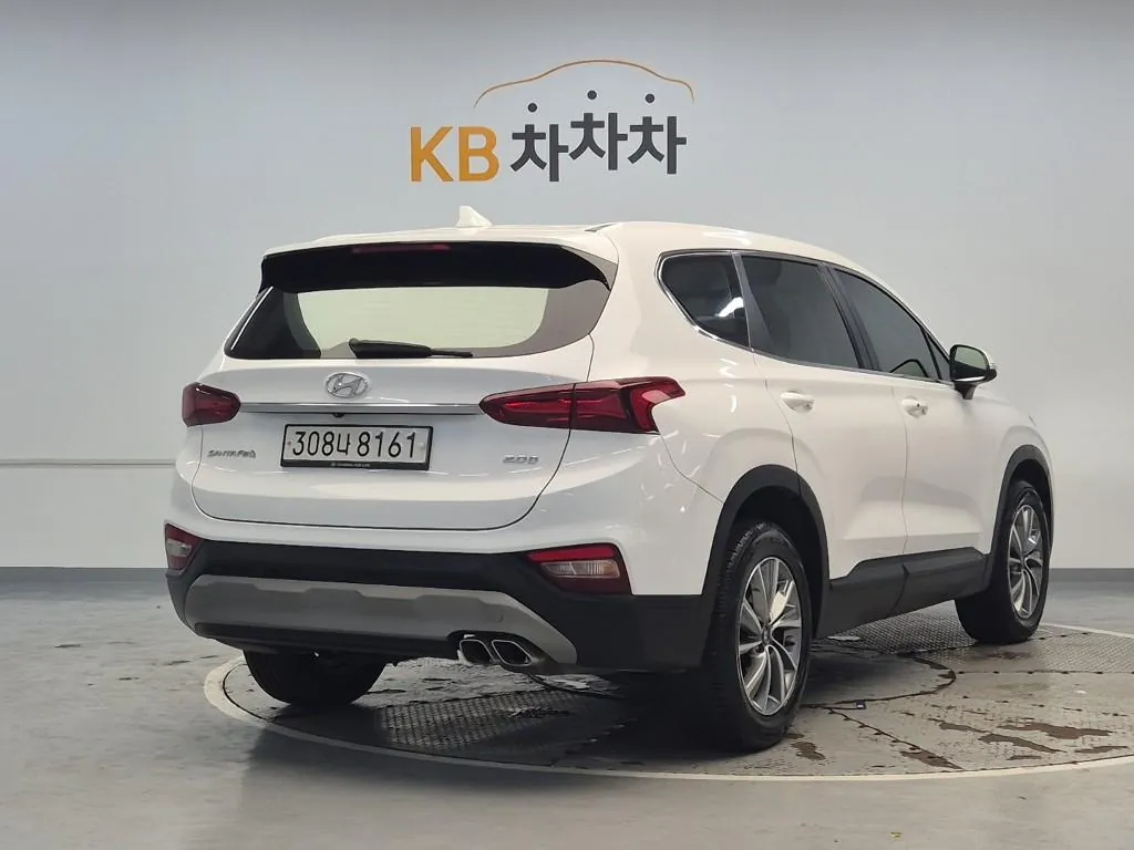 Hyundai Santa Fe 2019 photo 3