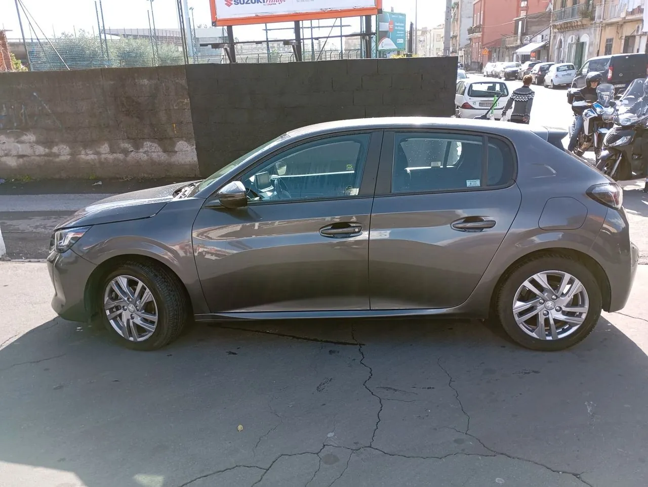 Peugeot 208 2020 photo 2
