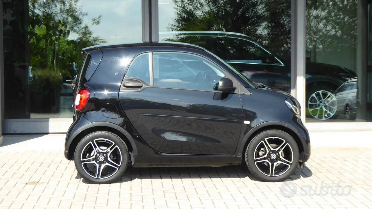 Smart Fortwo 2017 photo 4