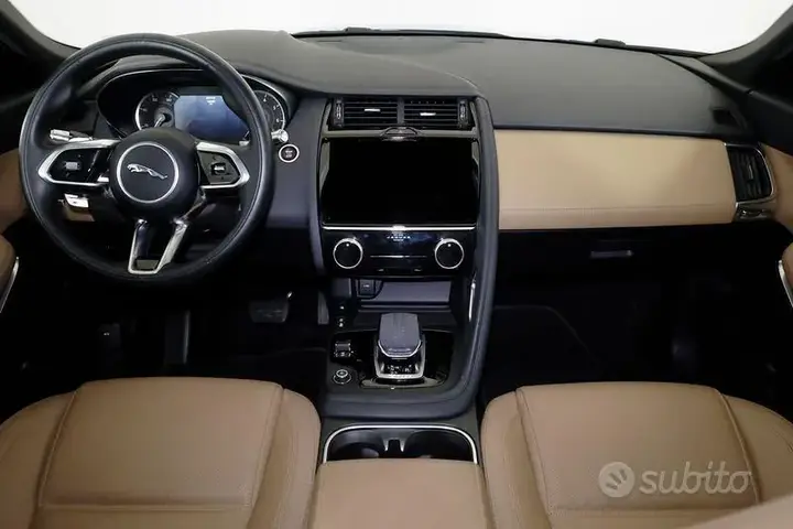 Jaguar E-Pace 2021 photo 4
