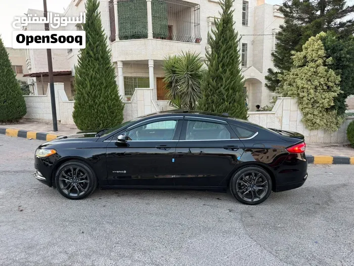 Ford Fusion 2018 photo 2
