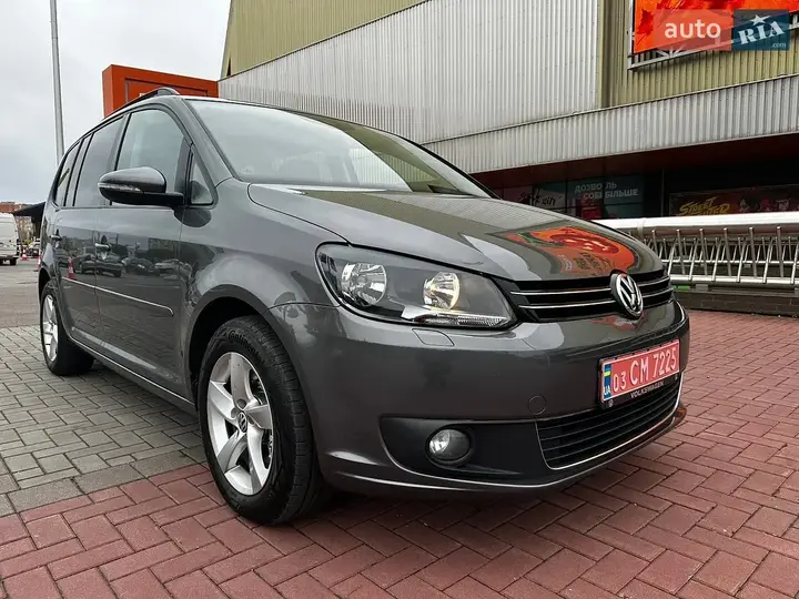 Volkswagen Touran 2014 photo 2