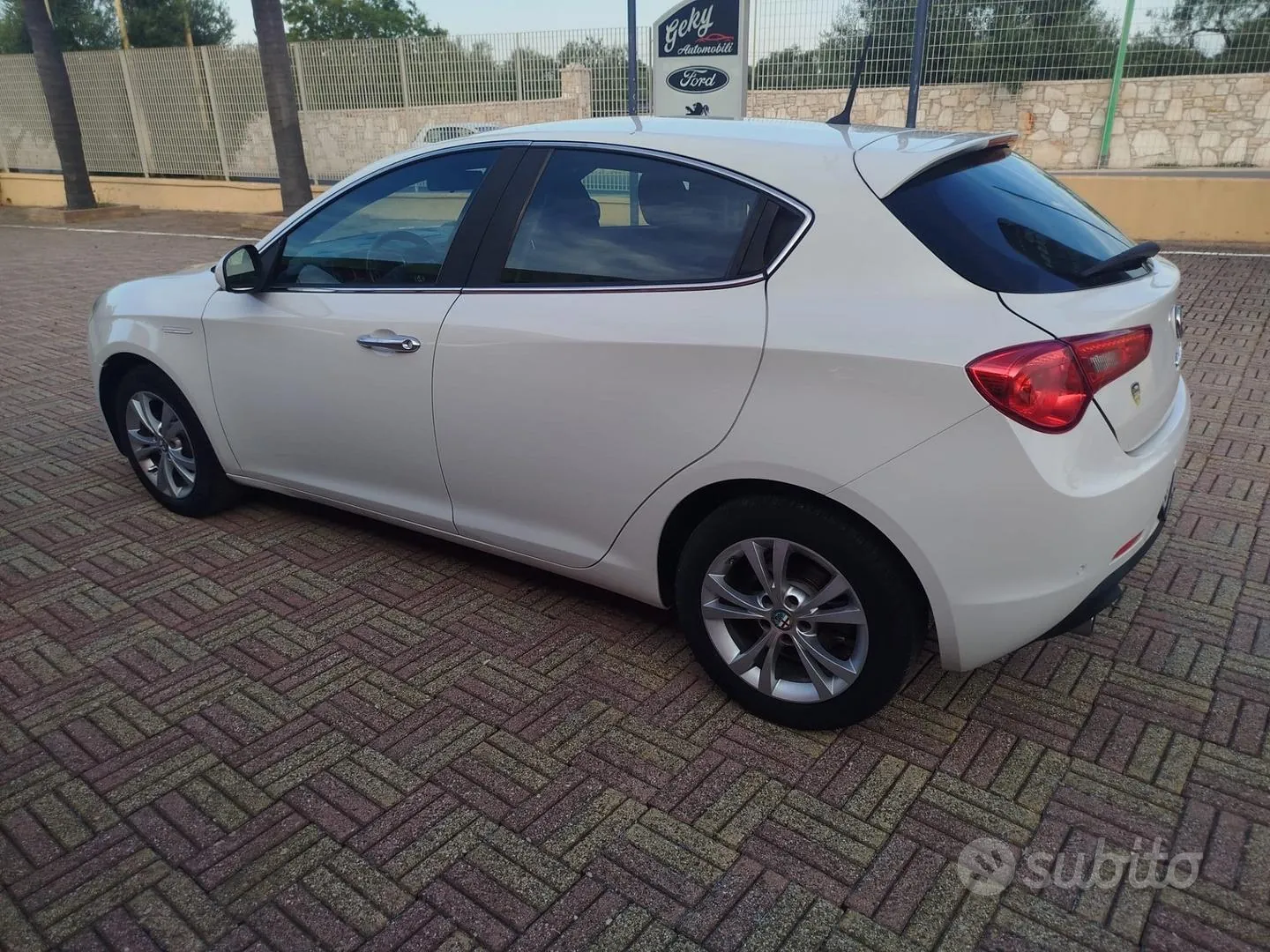 Alfa Romeo Giulietta 2013 photo 3