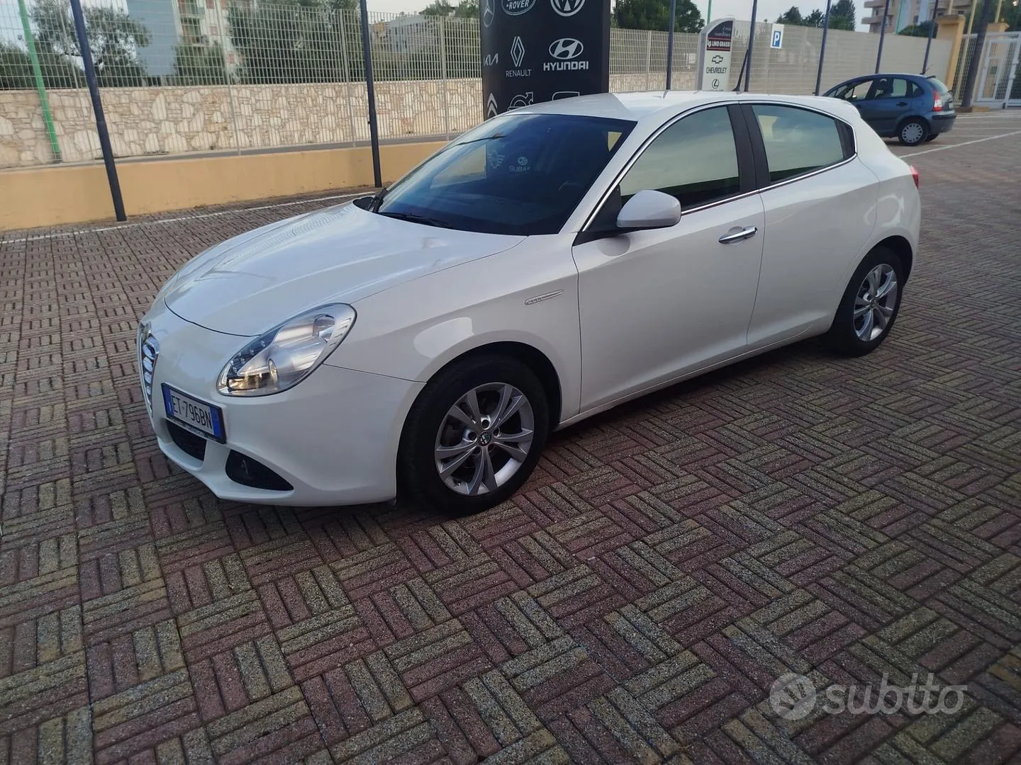 Alfa Romeo Giulietta 2013 photo 4