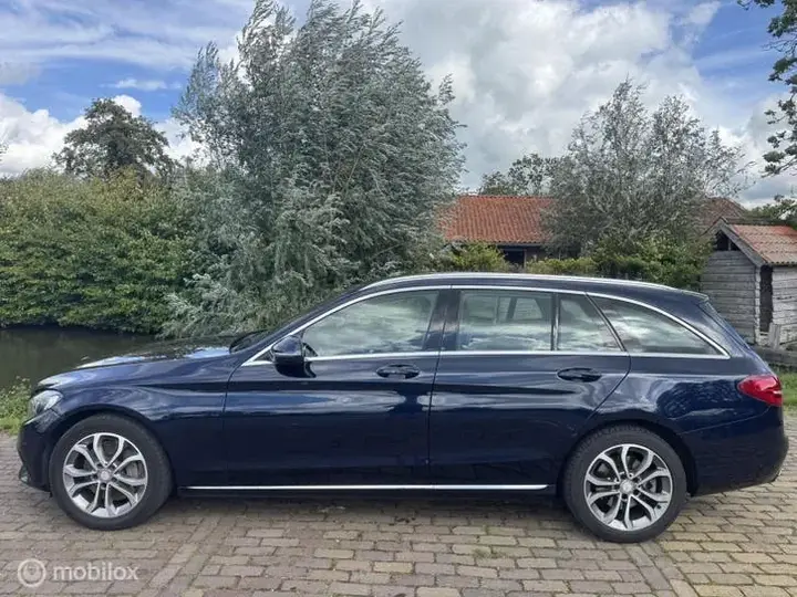 Mercedes-Benz C-Class 2016 photo 2