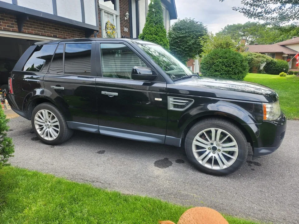 Land Rover Range Rover Sport 2011 photo 5