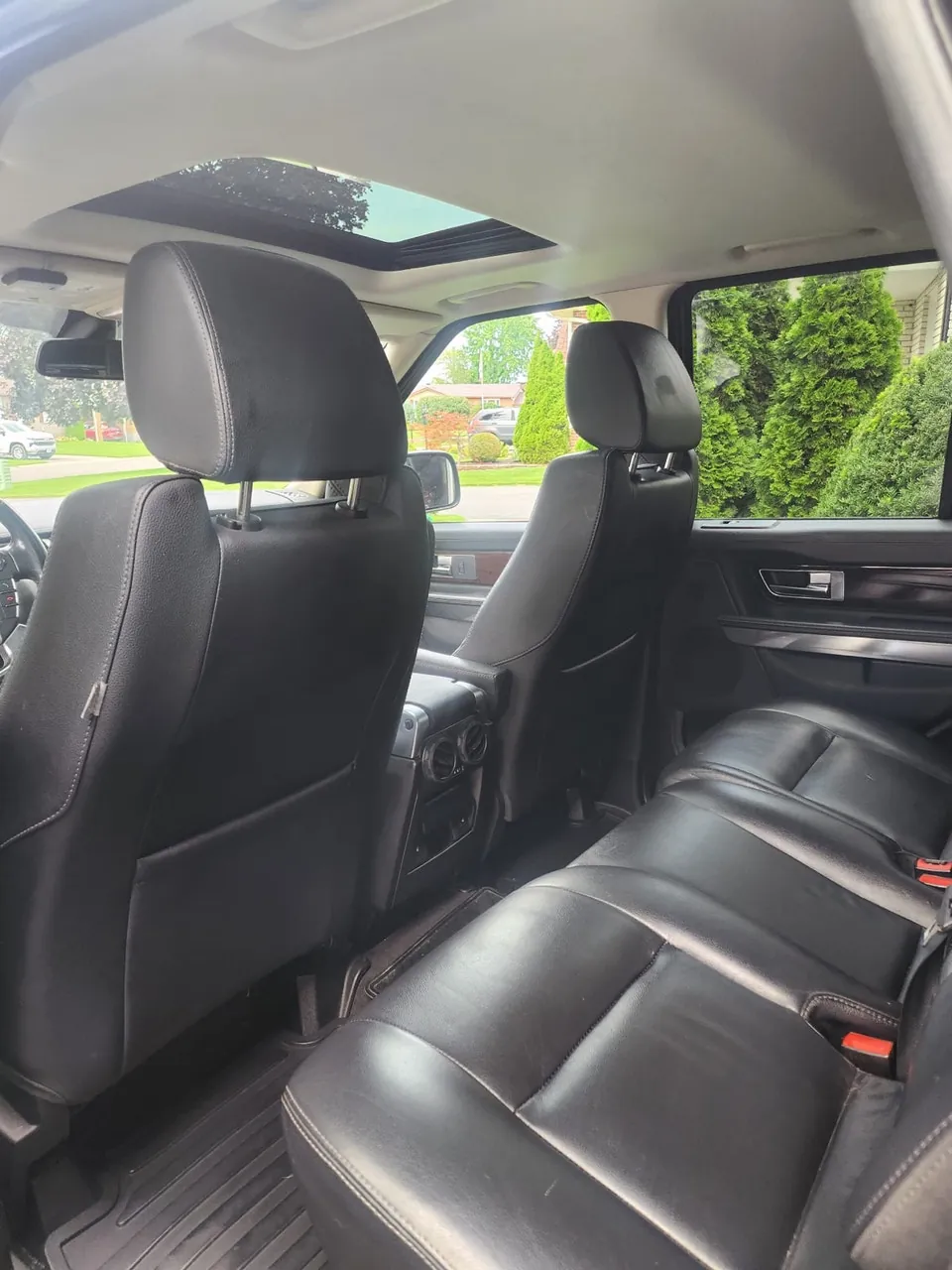 Land Rover Range Rover Sport 2011 photo 4