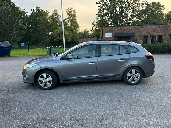 Renault Megane Iii 2012 photo 2