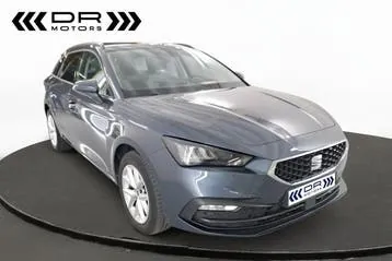 Seat Leon 2023 photo 2