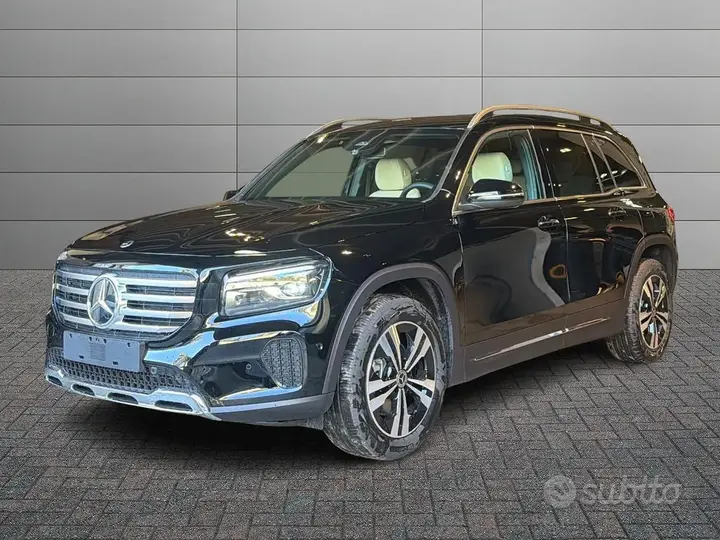 Mercedes-Benz Glb