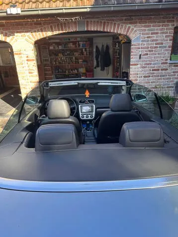 Volkswagen Eos