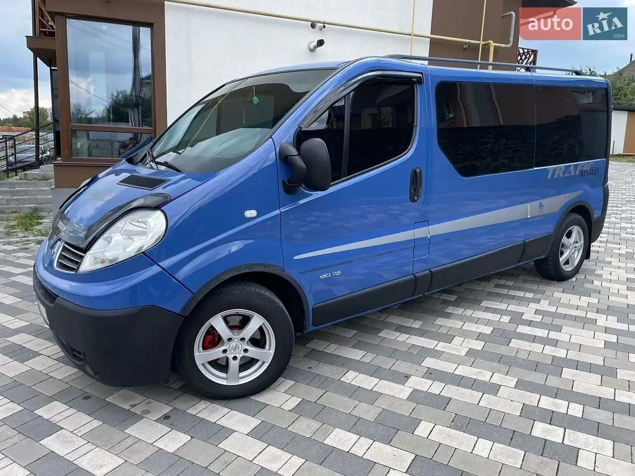 Renault Trafic 2010 photo 3