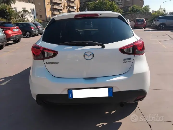 Mazda Mazda2 2017 photo 5