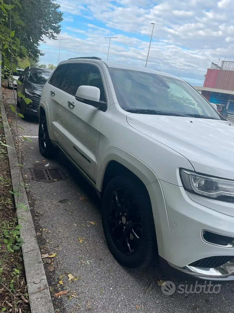 Jeep Grand Cherokee 2013 photo 4