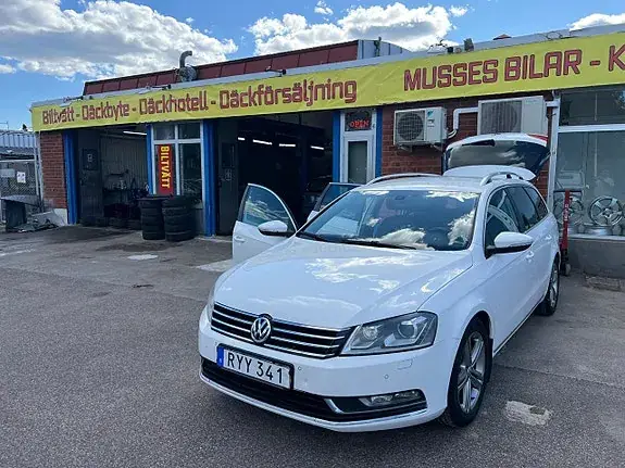 Volkswagen Passat 2012 photo 2
