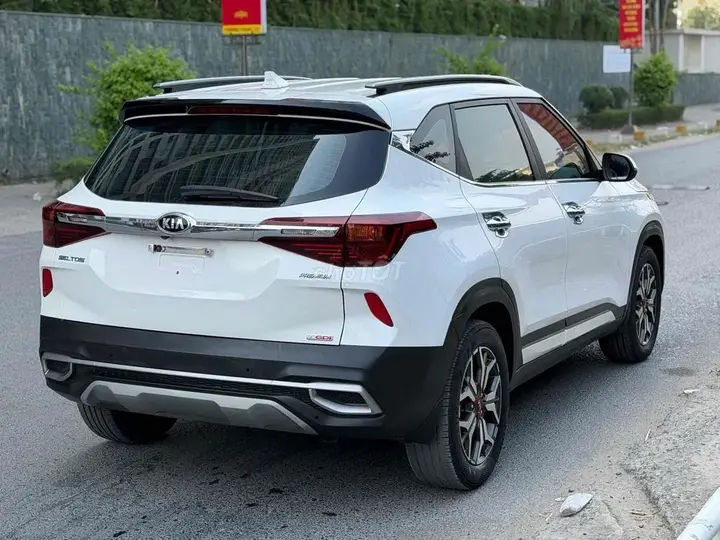 Kia Seltos 2021 photo 2