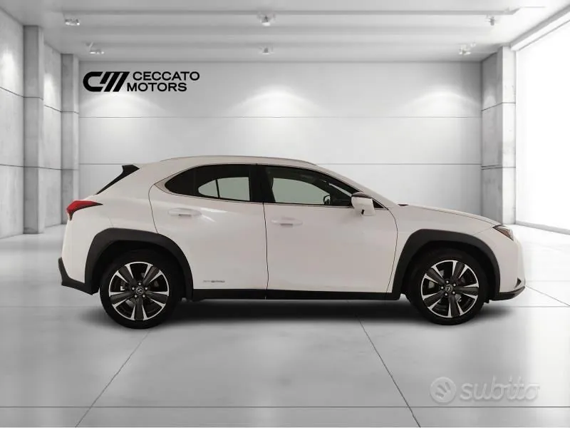 Lexus Ux 2019 photo 3