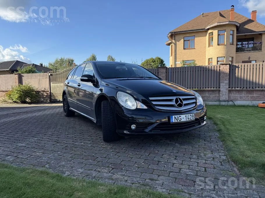 Mercedes-Benz R320 2007 photo 2