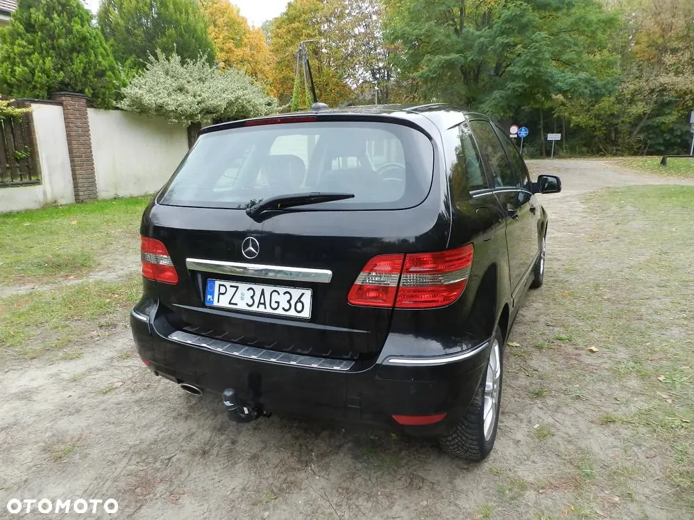 Mercedes-Benz B-Class 2008 photo 2