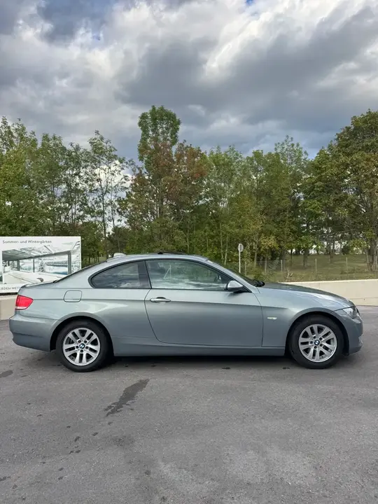 BMW 3 Series 2008 photo 3