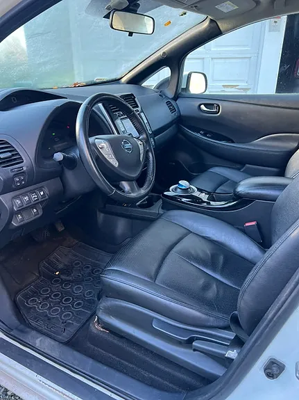 Nissan Leaf 2013 photo 3