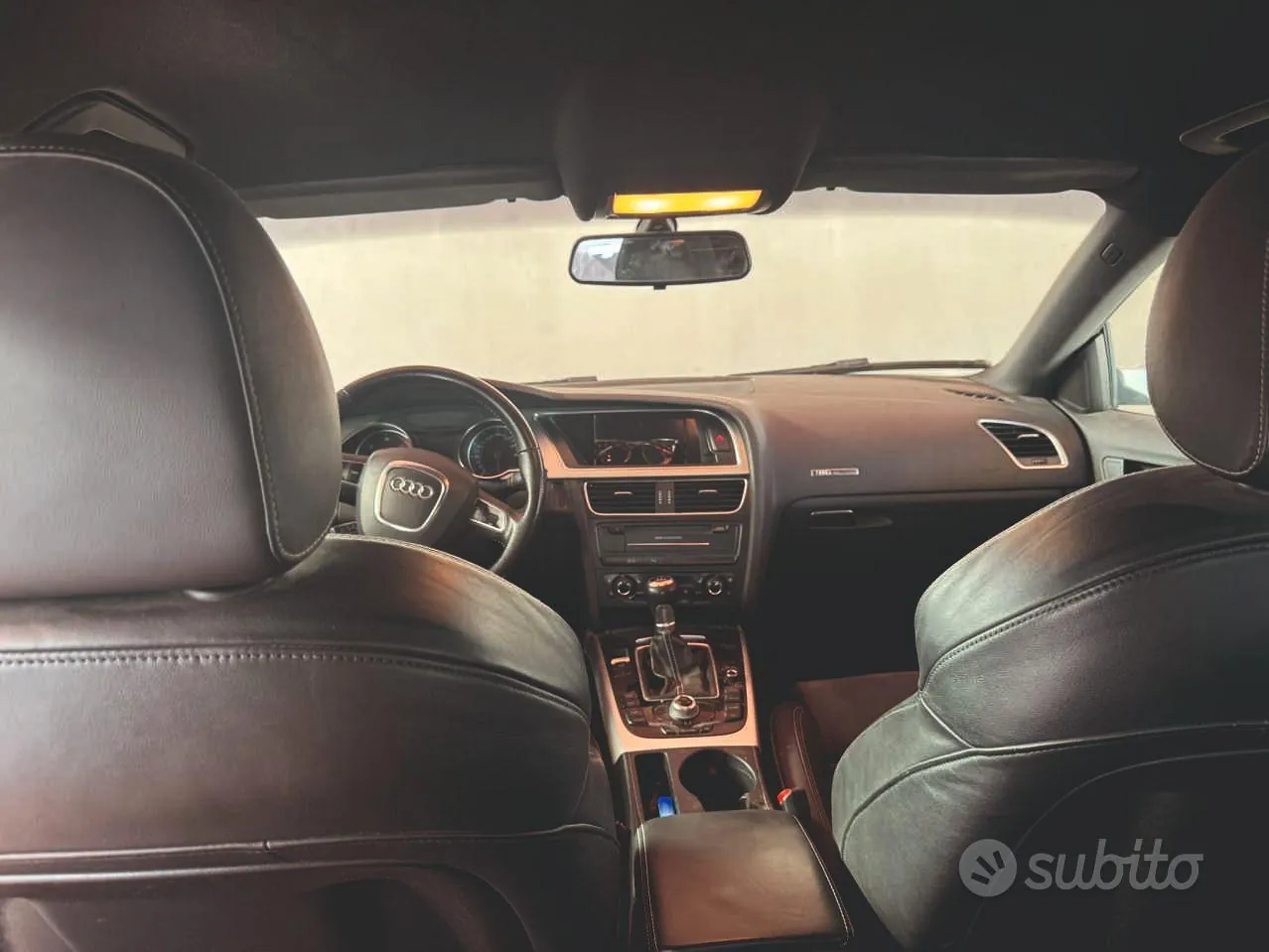 Audi A5 2010 photo 2