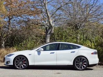 Tesla Model S 2014 photo 5