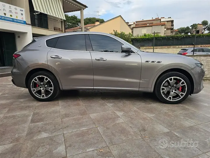 Maserati Levante 2021 photo 4