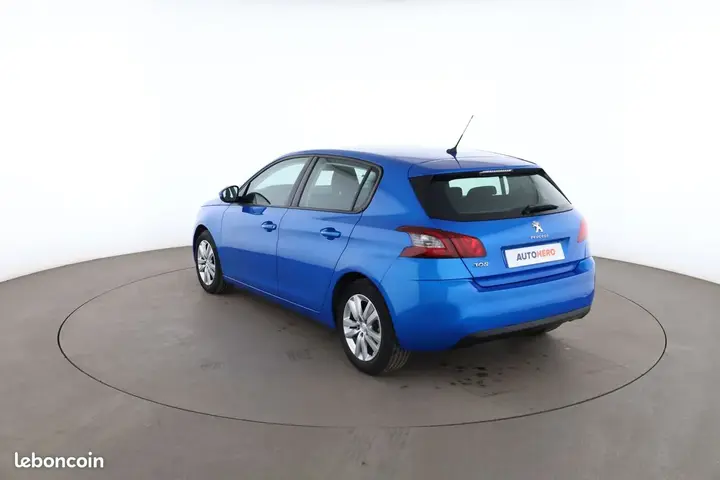 Peugeot 308 2020 photo 2