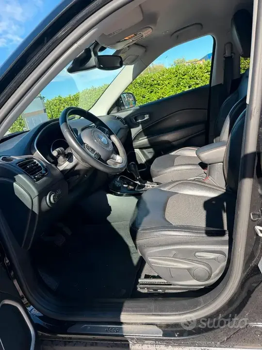 Jeep Compass 2018 photo 4